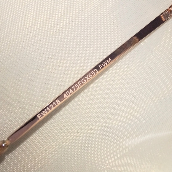 Foster Grant Sunglasses - Picture 5 of 6